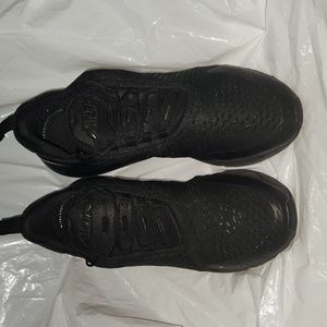 Size 11 Nike Air Max 270